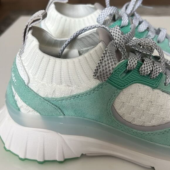 P448 Women’s Lightning Platform Sneakers - Picture 7 of 14